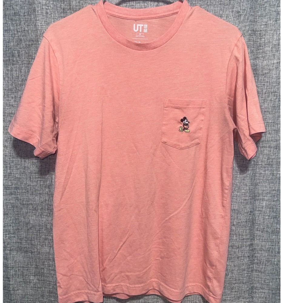 Uniqlo UT Disney Mickey Mouse Pocket T-Shirt Coral Pink Mens Medium